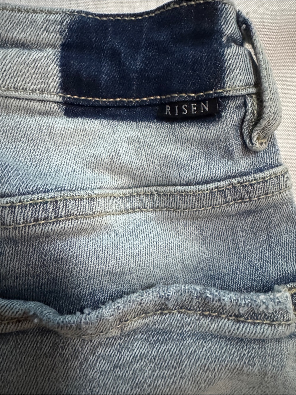 RISEN Wide Leg Shadow Released Hem Stretch Jeans Light Wash Size 5 / 27 EUC - Picture 6 of 8